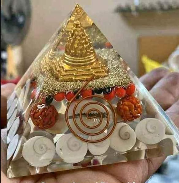 Crystal Wealth Gomati Chakra