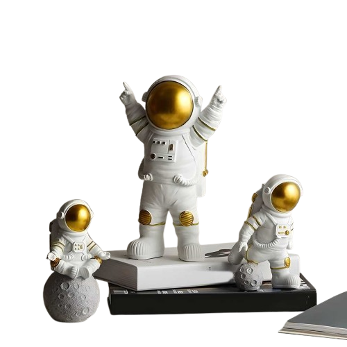Astronaut Spaceman Statue